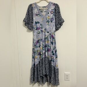 Cupio Lace-Trimmed Floral Top